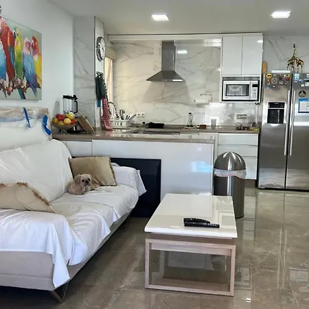Precioso En El Centro De Homestay Torremolinos